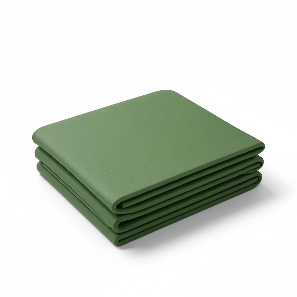 Folding Yoga Mat for training comfortably at home